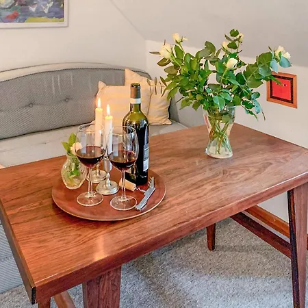 Сasa de vacaciones 7 Bedroom Awesome In Orum Djurs Fjerupgarde