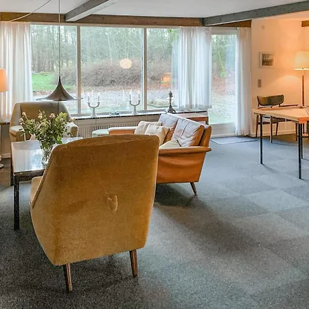 Сasa de vacaciones 7 Bedroom Awesome In Orum Djurs