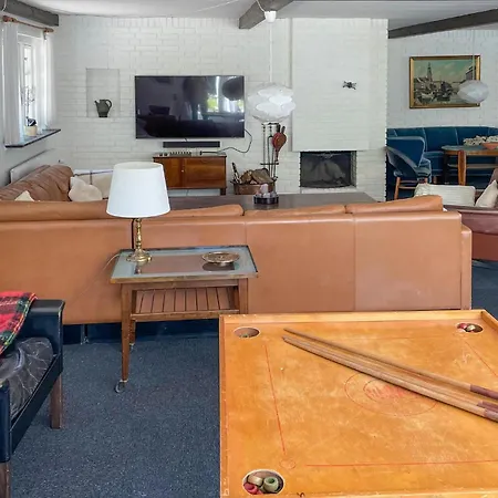 Сasa de vacaciones 7 Bedroom Awesome In Orum Djurs *